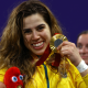 Ana Carolina Moura, a Carol, com sua medalha de ouro no taekwondo dos Jogos Paralímpicos de Paris-2024