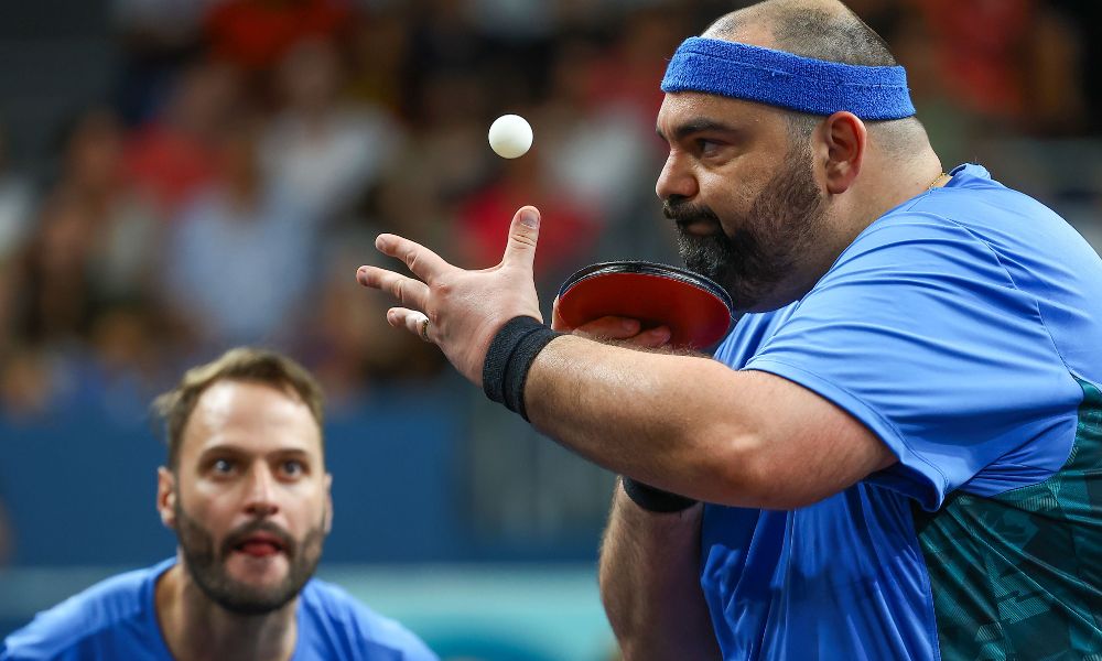 Cláudio Massad e Luiz Felipe Manara no tênis de mesa dos jogos paralímpicos de paris-2024