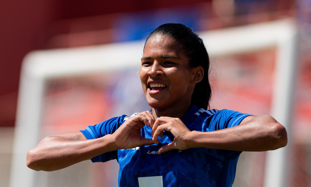 Cruzeiro em goleada contra o Corinthians no Brasileirão feminino