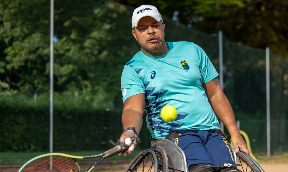 Leandro Pena, representante do Brasil no tênis em cadeira de rodas nos Jogos de Paris (Foto: Alessandra Cabral/CPB)