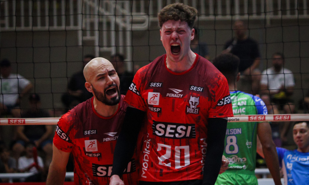 Lukas Bergmann celebrando na vitória do Sesi Bauru pelo Paulista (Foto: Felipe Wiira/Sesi-SP)