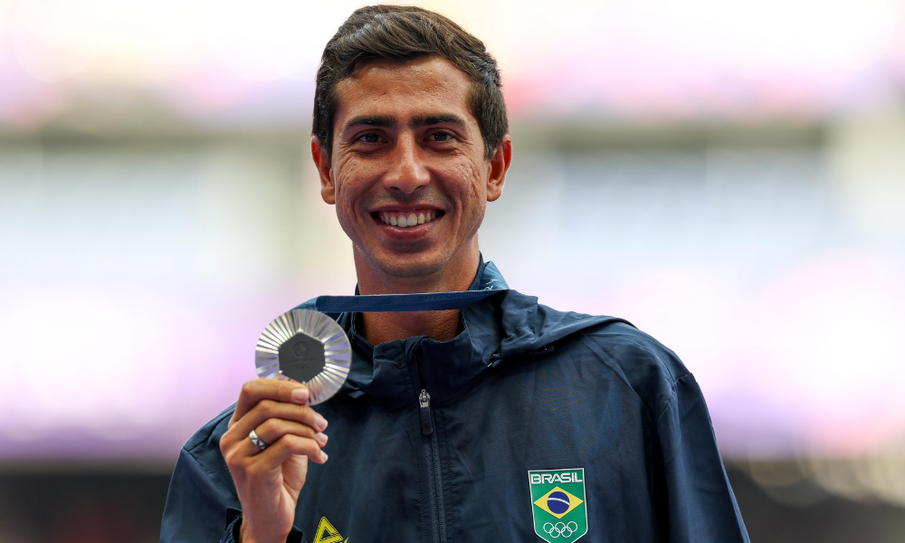 Caio Bonfim, medalhista de prata na marcha atlética 20 km nos Jogos Olímpicos de Paris-2024 (Wagner Carmo/CBAt)