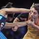 Giullia Penalber em ação no wrestling dos Jogos Olímpicos de Paris-2024