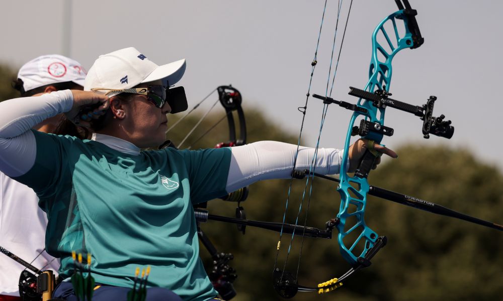 Juliana Cristina perdeu para a britânica Victoria Kingstone nas oitavas de final da classe W1 do tiro com arco nos Jogos Paralímpicos