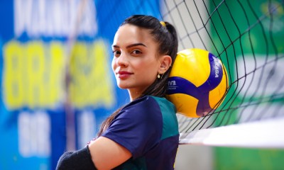 Natinha em treino da seleção feminina de vôlei nos Jogos Olímpicos de Paris-2024