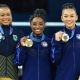 Rebeca Andrade, Simone Biles e Sunisa Lee no individual geral dos Jogos Olímpicos de Tóquio