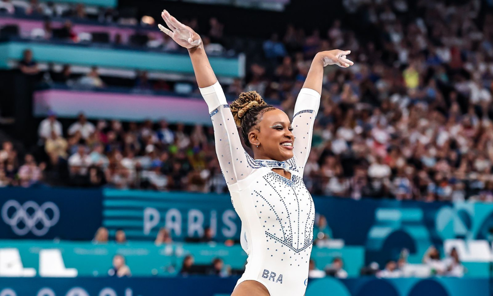 Rebeca Andrade na final do salto sobre a mesa nos Jogos Olímpicos de Paris