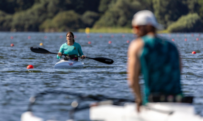 Adriana Gomes de Azevedo em ação na canoagem dos Jogos Paralímpicos de Paris-2024