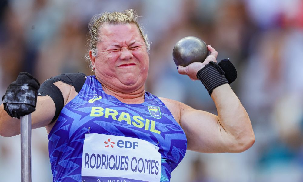 Beth Gomes conquista a medalha de prata no arremesso de peso F54 nos Jogos Paralímpicos de Paris-2024