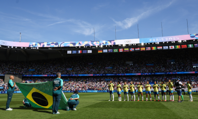 Seleção brasileira de futebol feminino em ação durante Copa América Feminina; em 2025, acontecerá no Equador