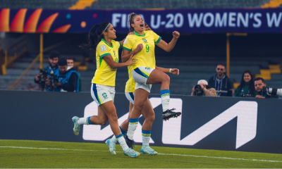 Comemoração das jogadoras do Brasil em um dos gols na vitória sobre Camarões, válida pelo Mundial Sub-20 (Fabio Souza/CBF)