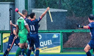 Jogadores do Germânia, que venceu o Desterro e se sagrou campeão brasileiro