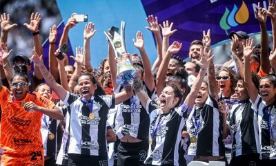 Por que o Corinthians é tão forte no futebol feminino?