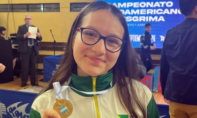 Stella Santos no Sul-americano cadete de esgrima