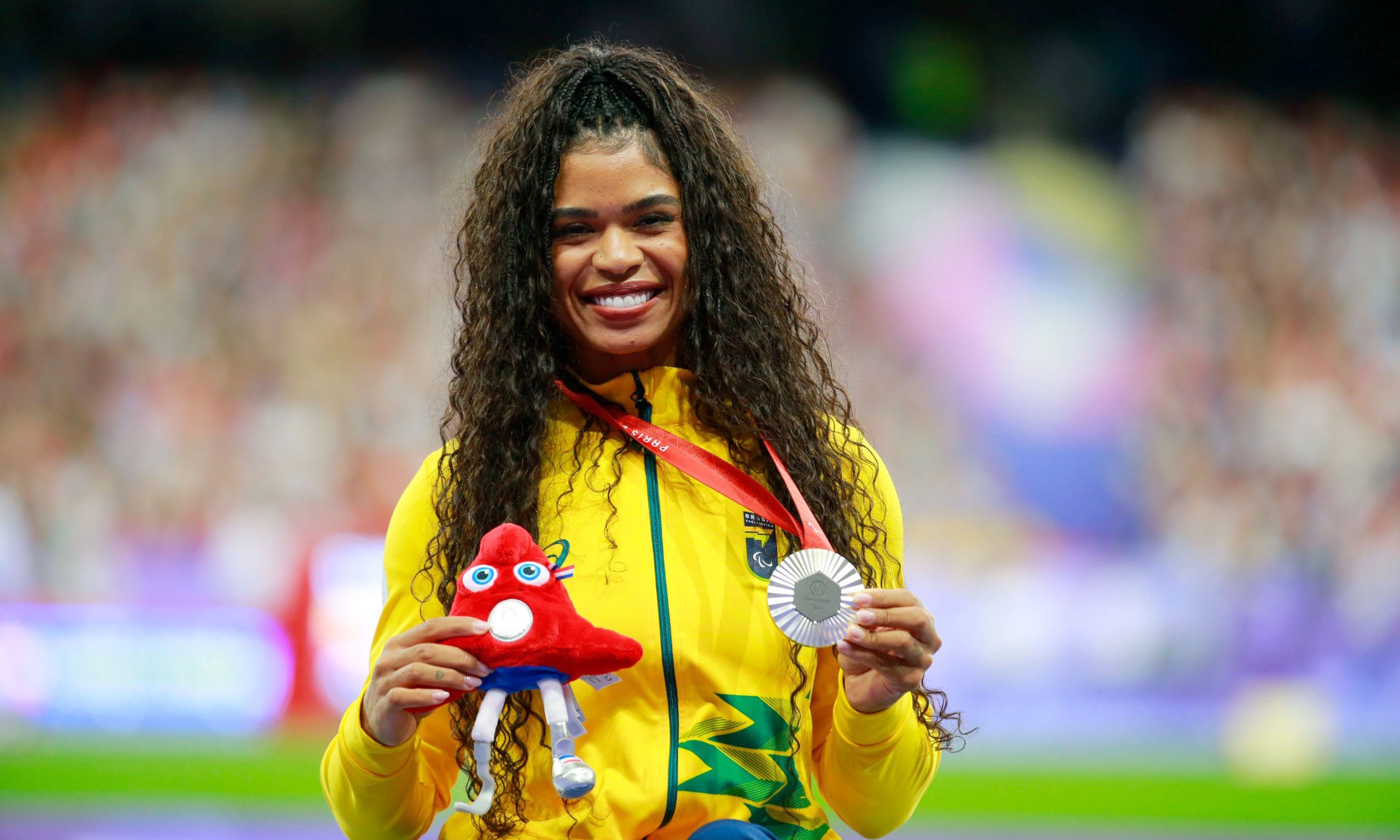 Raissa Machado Atletismo Jogos Paralímpicos Paris-2024 lançamento do dardo medalha de prata Paris