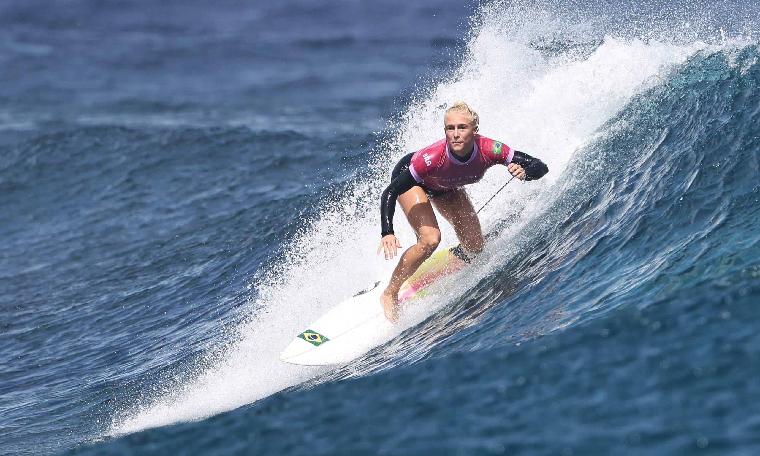 Tatiana Weston-Webb surfe WSL Finals Paris 2024 medalha de prata