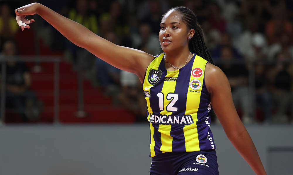 Ana Cristina Fenerbahçe Vôlei Feminino