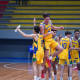 Jogadores do Brasil comemoram vitória sobre a Venezuela no Sul-Americano sub-15 de basquete masculino