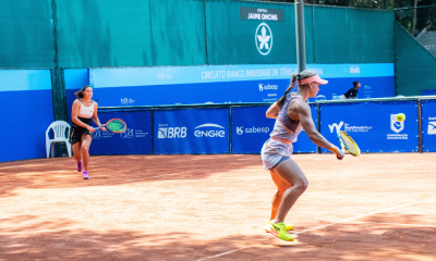 Laura Pigossi e Julia Riera no ITF de SP