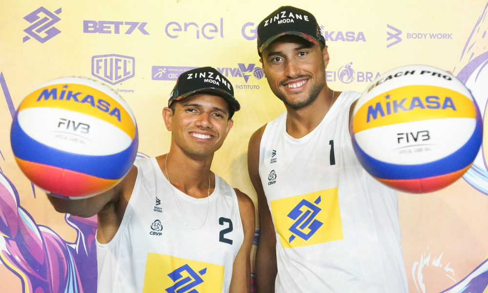 Arthur e Adrielson no Circuito Brasileiro de vôlei de praia