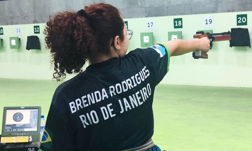 Brenda Rodrigues, atiradora campeã da Final do Brasileiro de Carabina, Rifle e Pistola (Reprodução/Instagram/@brend.a_rodrigue.s)