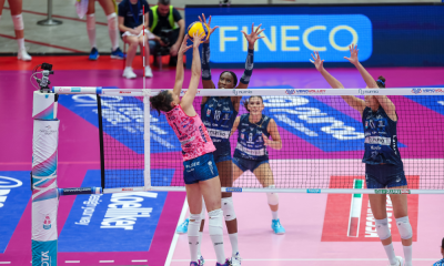 Gabi e Egonu no Campeonato Italiano de vôlei