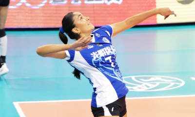 Tainara em jogo do Shanghai na Liga CHinesa de vôlei