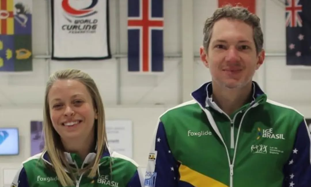 Fabiana Campos e Felipe Pires, dupla mista do curling