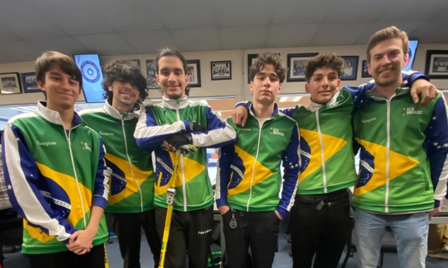 Mundial Júnior B de curling Brasil Letônia