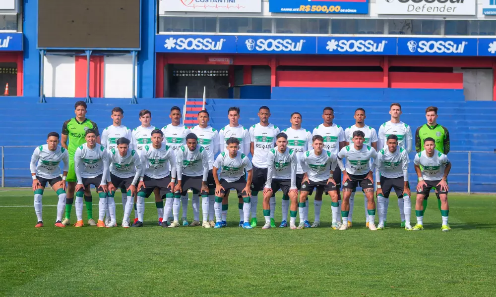 Equipe do Coritiba Sub-20 na final do Campeonato Paranaense (Luís Henrique Lisbôa/Coritiba)