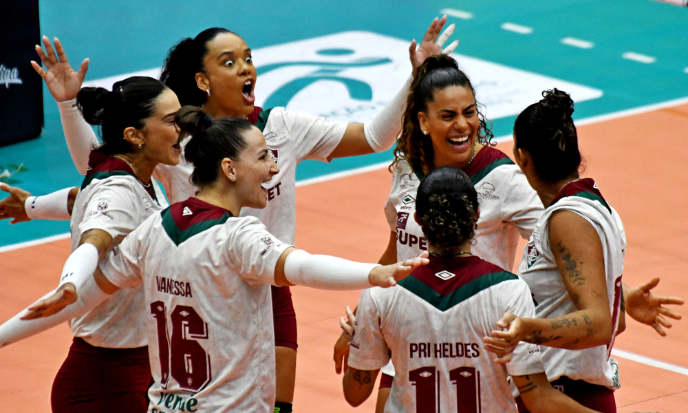 Fluminense Lays Superliga