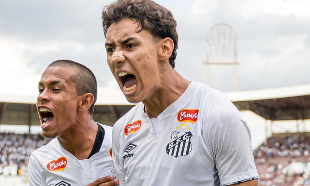 Jogadores do Santos durante a Copinha