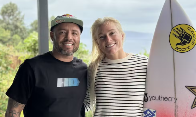 Tatiana Weston-Webb e Adriano Souza, o Mineirinho, posando para foto juntos