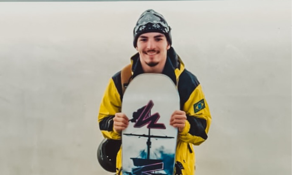 Augustinho Teixeira na Copa do Mundo de snowboard halfpipe em Aspen