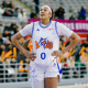 Kamilla Cardoso em jogo do Shanghai Swordfish na WCBA